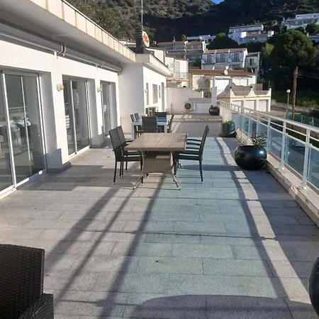 Almadrava Apartment
